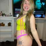 karleesmokestease from onlyfans