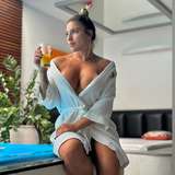 tatieliasquevici from onlyfans