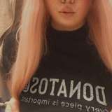 425285615165124608 from fansly