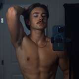 cashgodleo from onlyfans