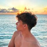 hung.archer from onlyfans